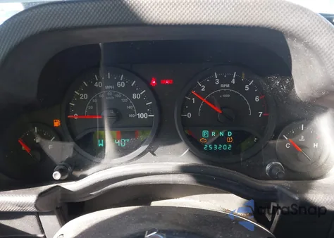 2008 Jeep Wrangler Unlimited X z USA, uszkodzony, nr VIN 1J4GA39128L578100